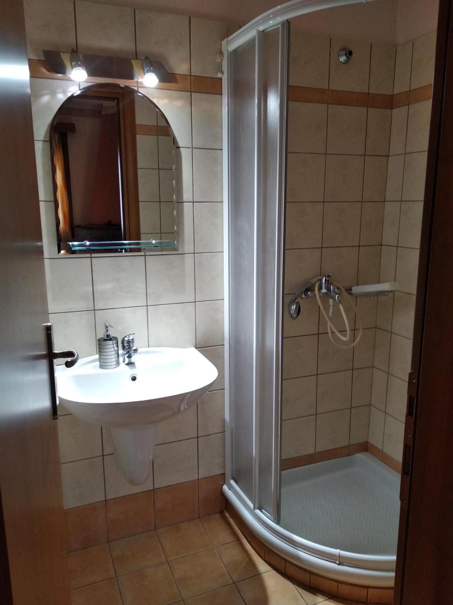 To Spiti Tis Irinis Hotel Vitina Ngoại thất bức ảnh