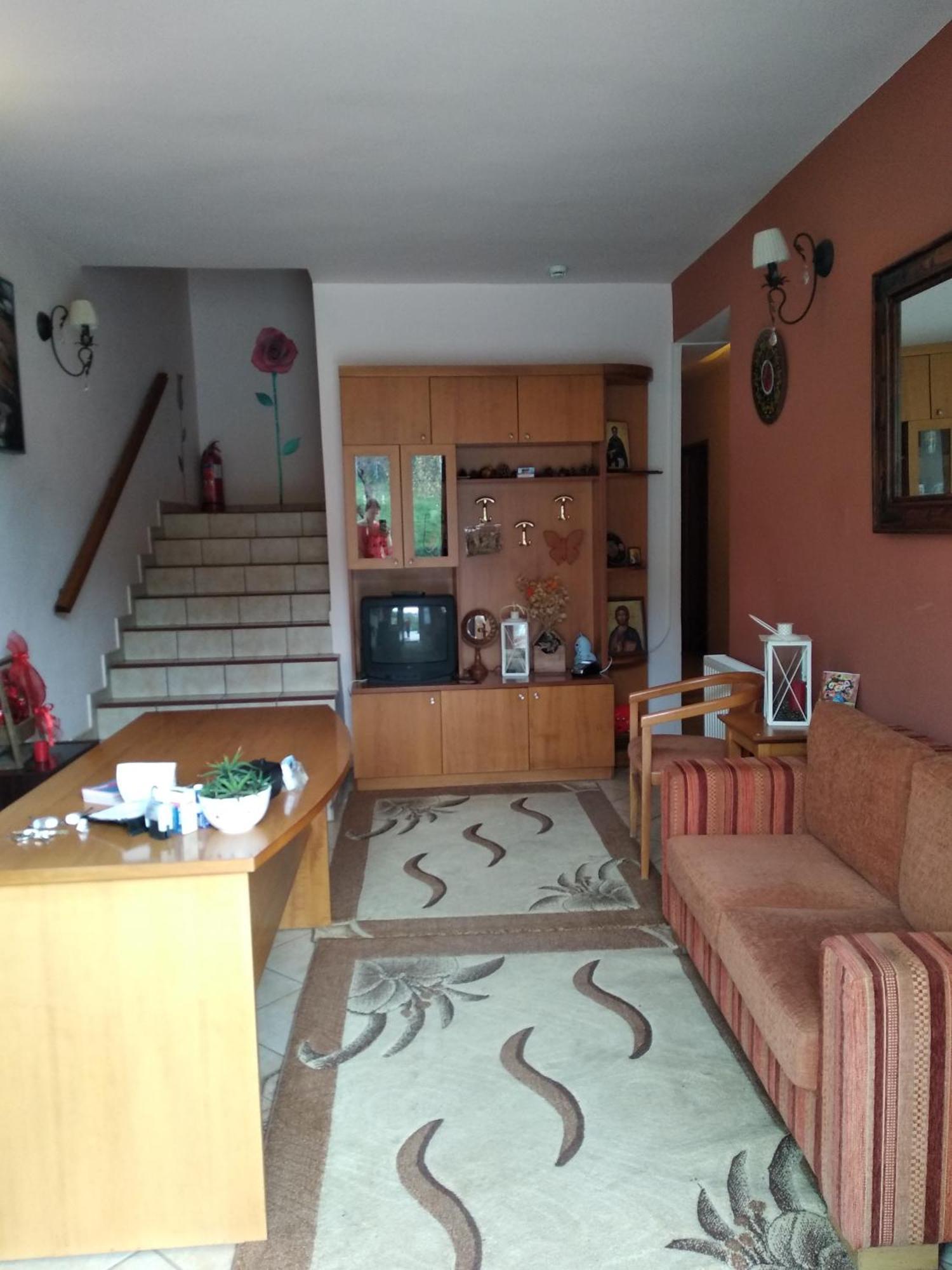 To Spiti Tis Irinis Hotel Vitina Ngoại thất bức ảnh